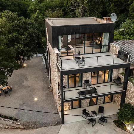 Villa Arija *