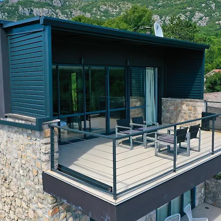 Villa Arija *